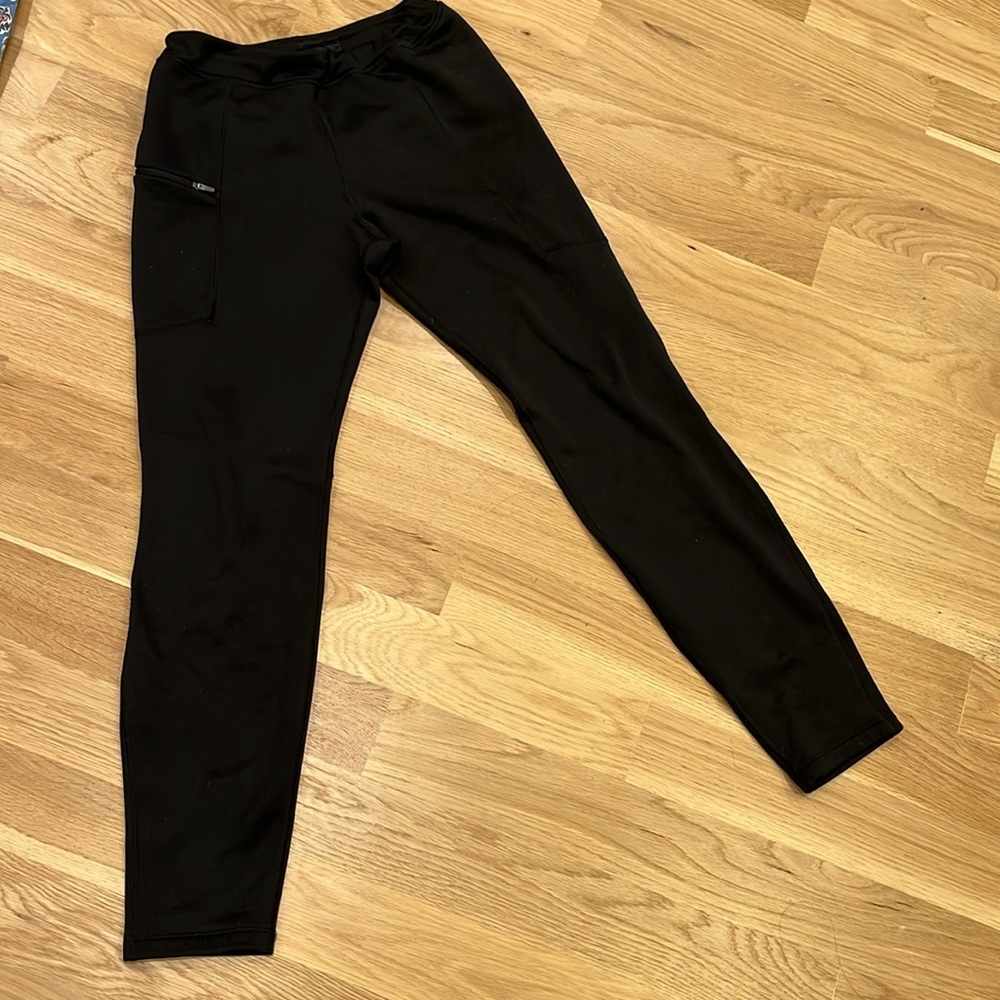 Fleece lined Patagonia leggings - worn once air dried